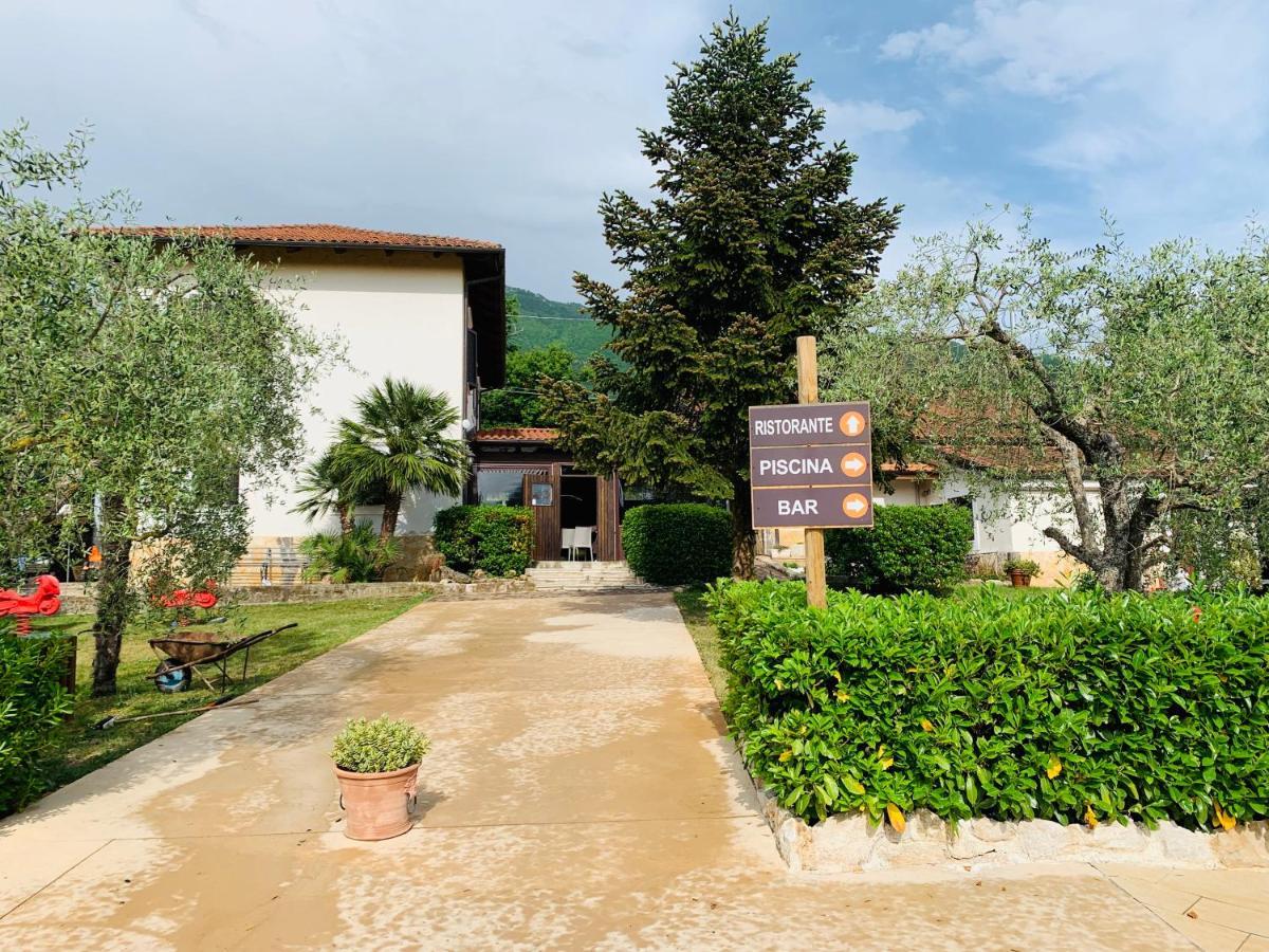 Agriturismo Il Castagneto Padula Exterior photo